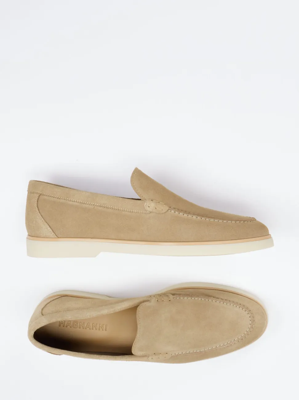 Magnanni – Loafer aus Veloursleder in Beigebraun