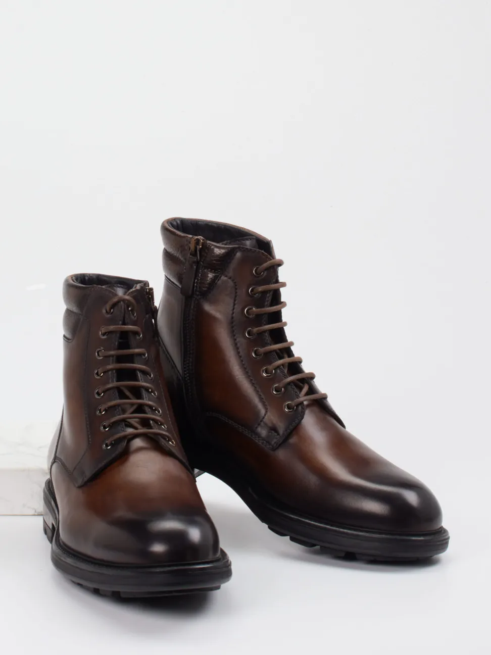 Magnanni – Schnürboots aus Kalbleder Dunkelbraun