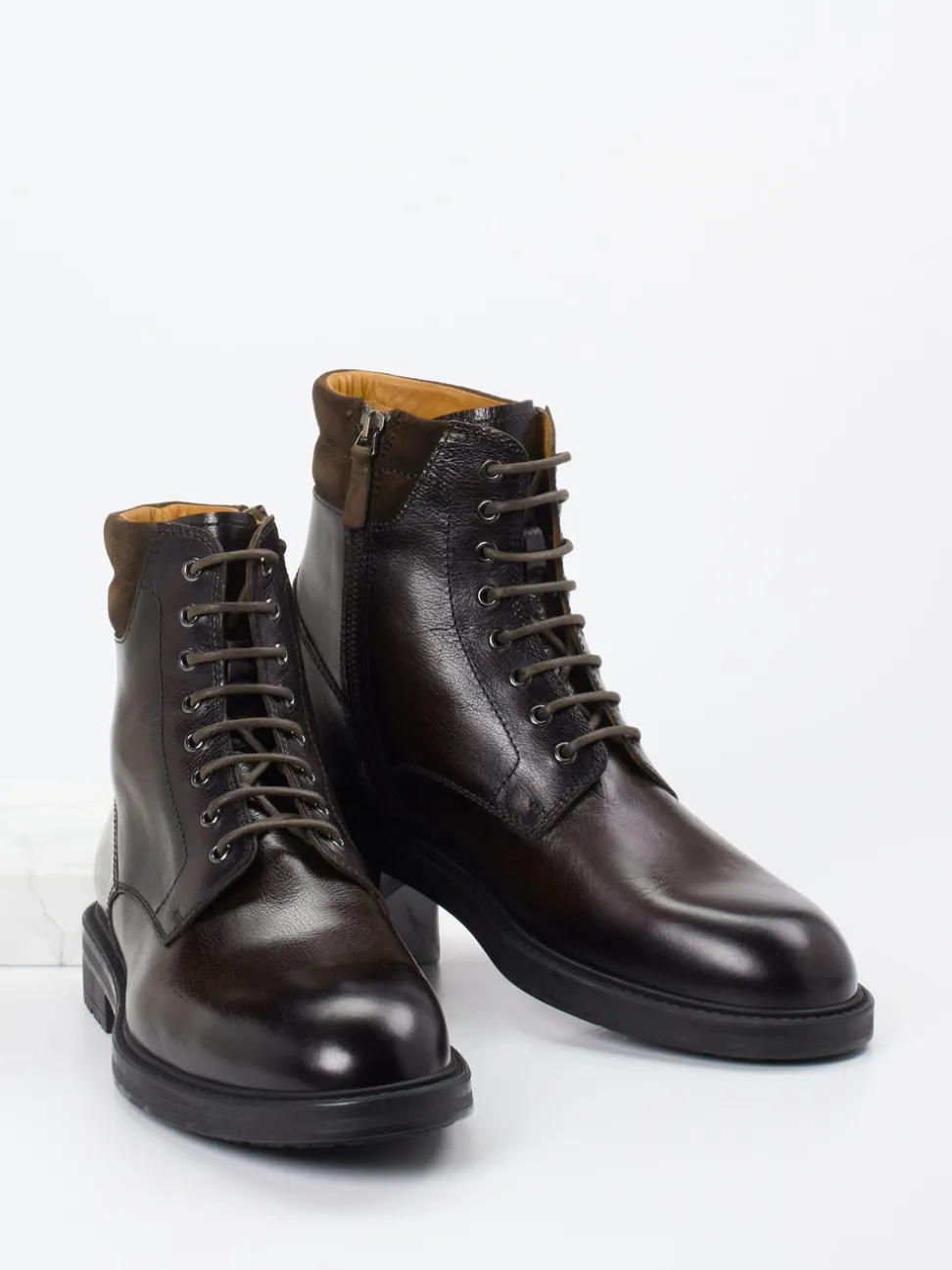 Magnanni – Schnürstiefelette aus Kalbleder Dunkelbraun