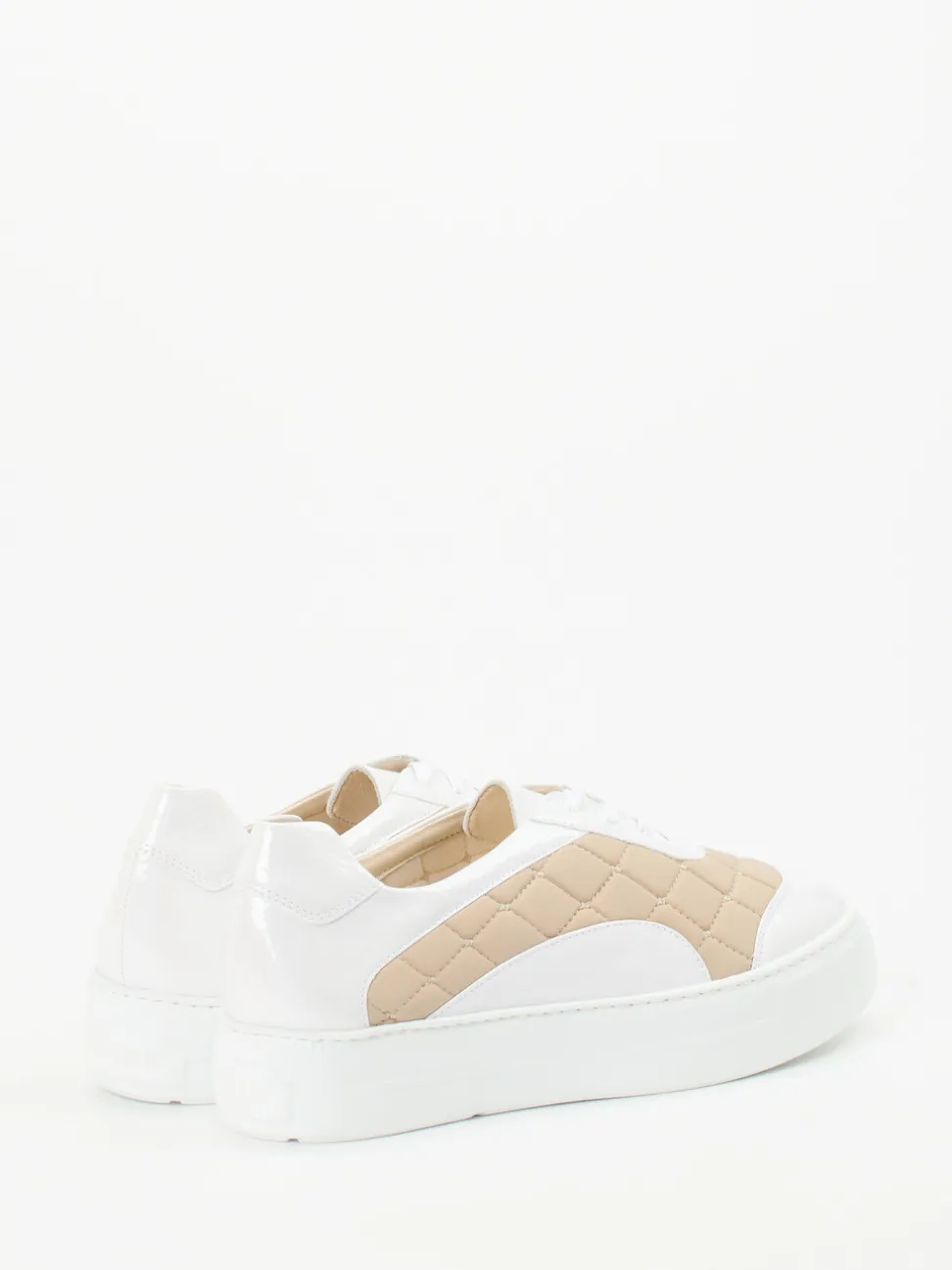 Mania – Sneaker aus Lackleder mit Stepp-Optik