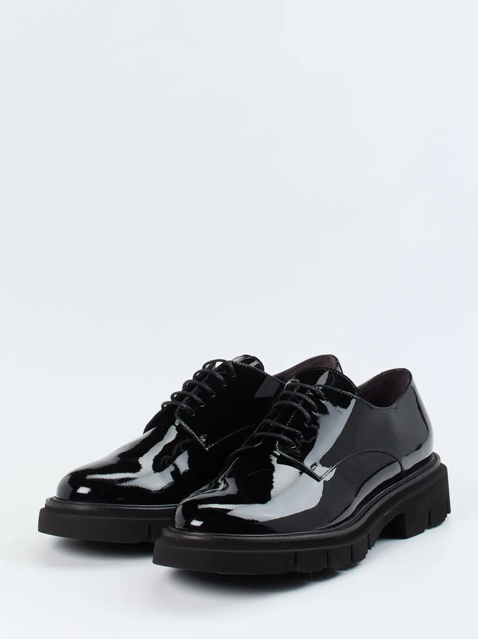 Mannori – Derby-Schnürschuh aus Lackleder schwarz
