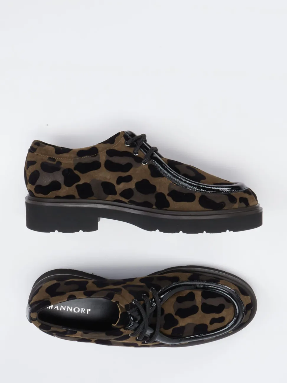 Mannori – Derby-Schnürschuhe aus Veloursleder Leoprint