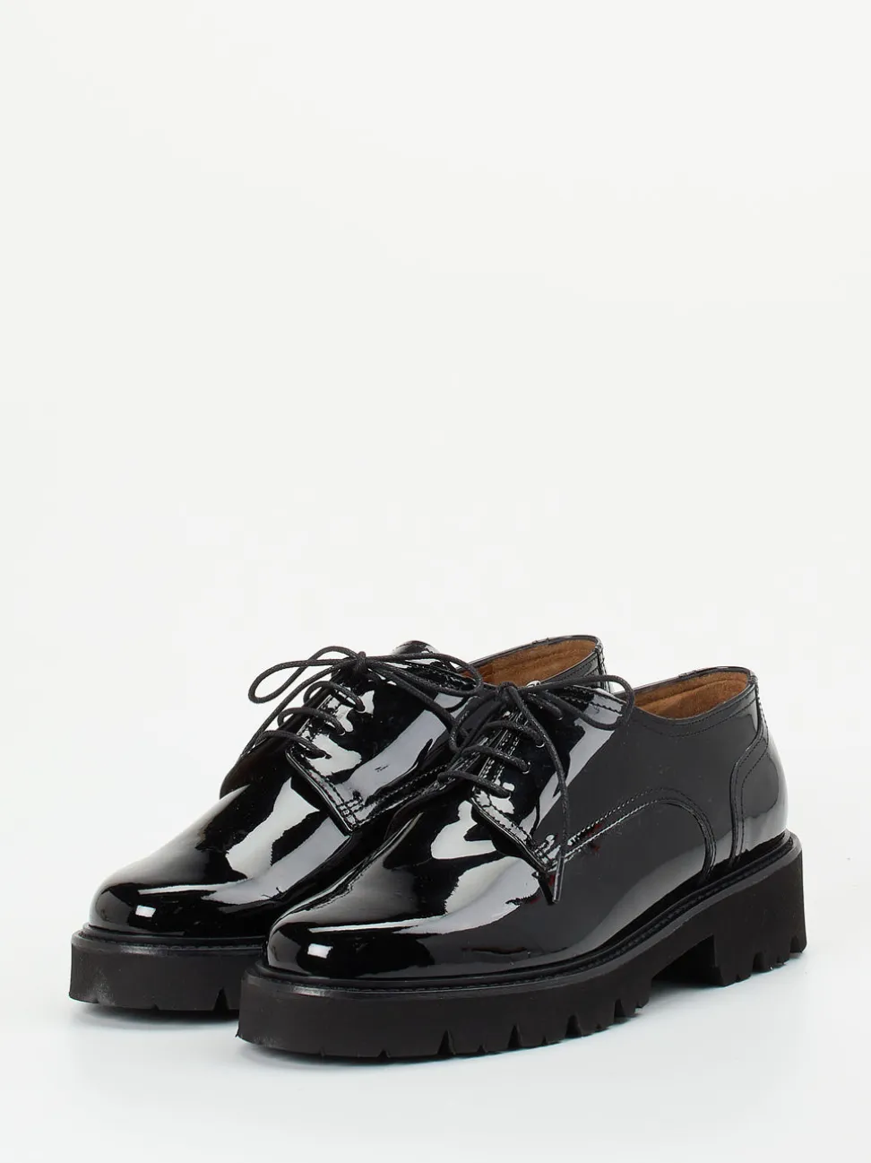 Mannori – Derby-Schuhe aus Lackleder Schwarz