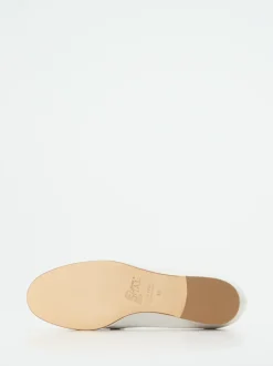 Mannori – Loafer aus Kalbleder in Offwhite