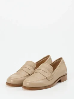 Mannori – Loafer aus Kalbleder in Beige