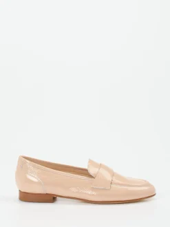 Mannori – Loafer aus Lackleder in Nude-Beige