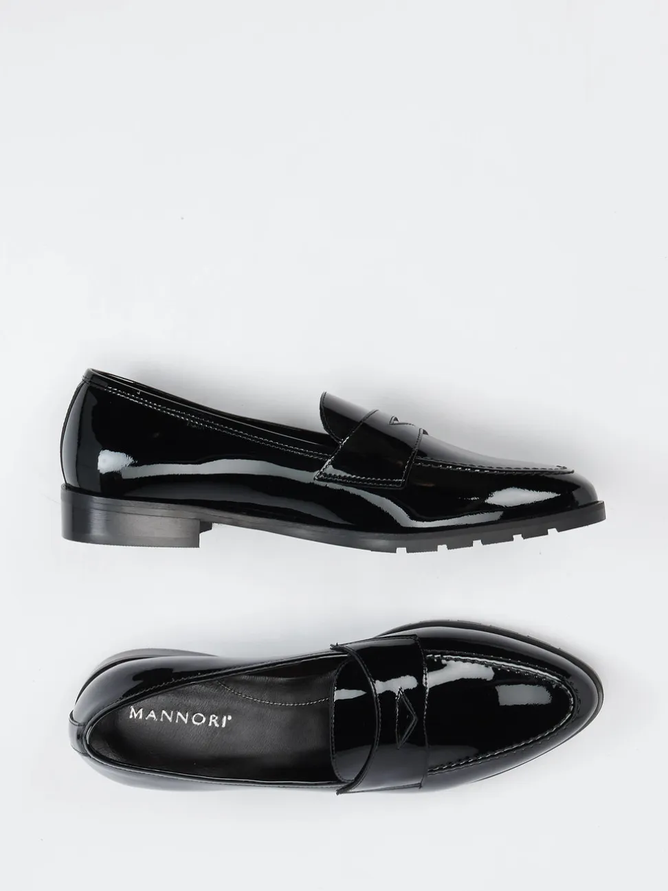 Mannori – Loafer aus Lackleder in Schwarz