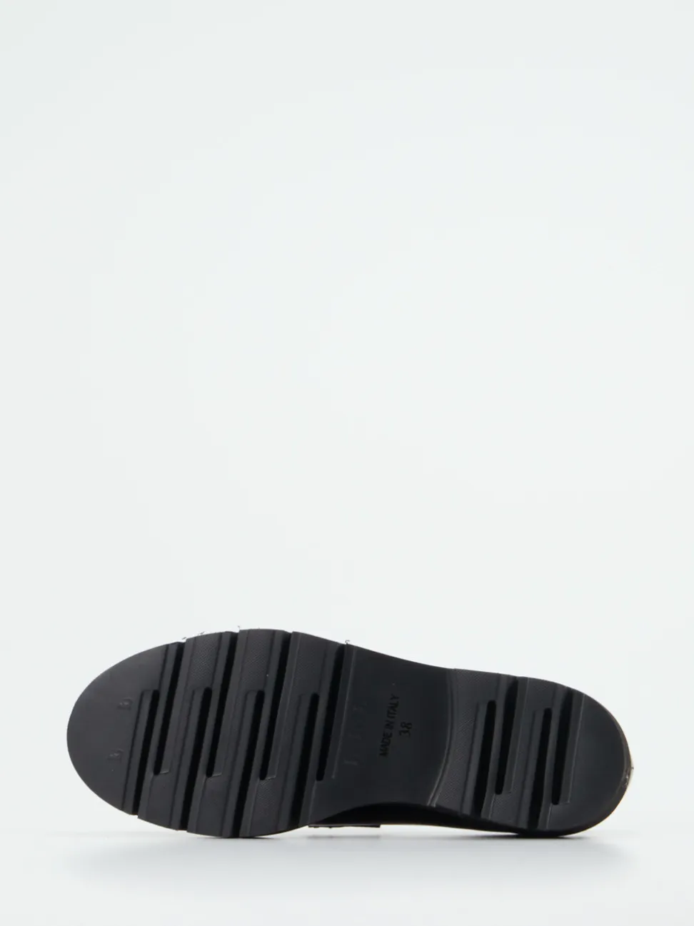 Mannori – Loafer aus Lackleder in Schwarz