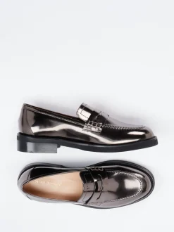 Mannori – Loafer aus Metallicleder in Anthrazit