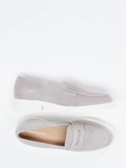 Mannori – Loafer aus Veloursleder in Hellgrau