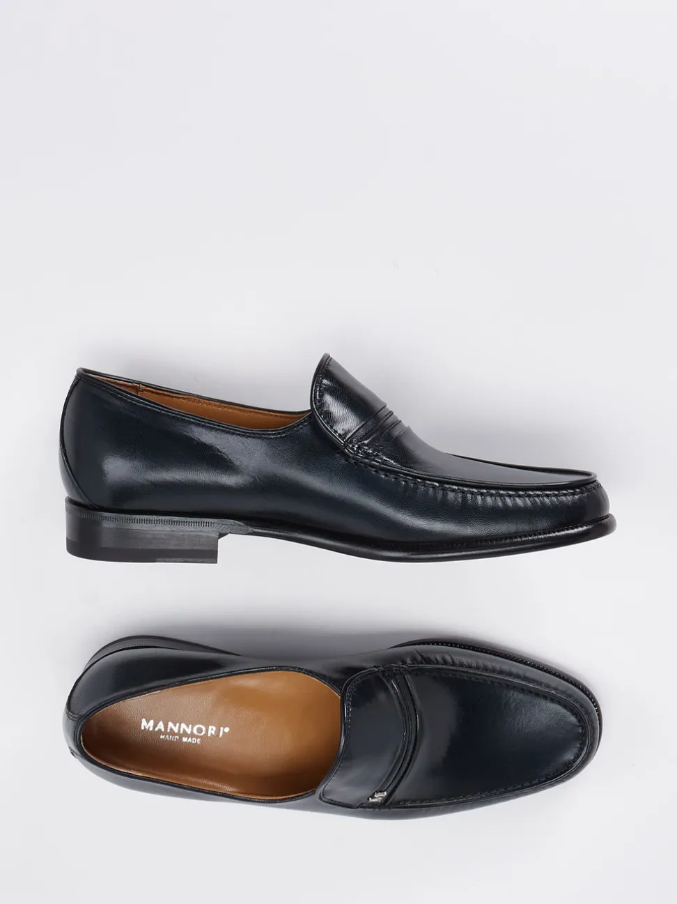 Mannori – Penny Loafer aus Ziegenleder in Blau