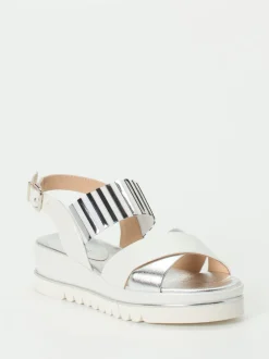 Mannori – Plateau-Sandalen aus Metallicleder Offwhite