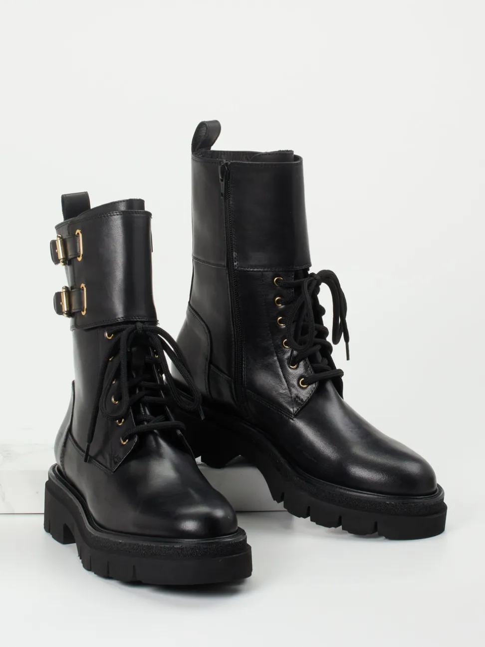 Mannori – Schnürboots aus Kalbleder Schwarz