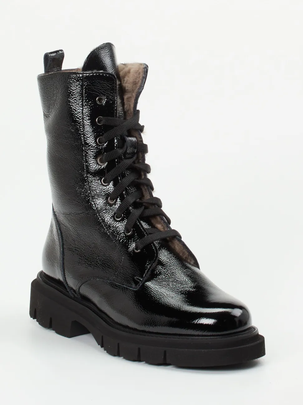 Mannori – Schnürboots aus Lackleder schwarz