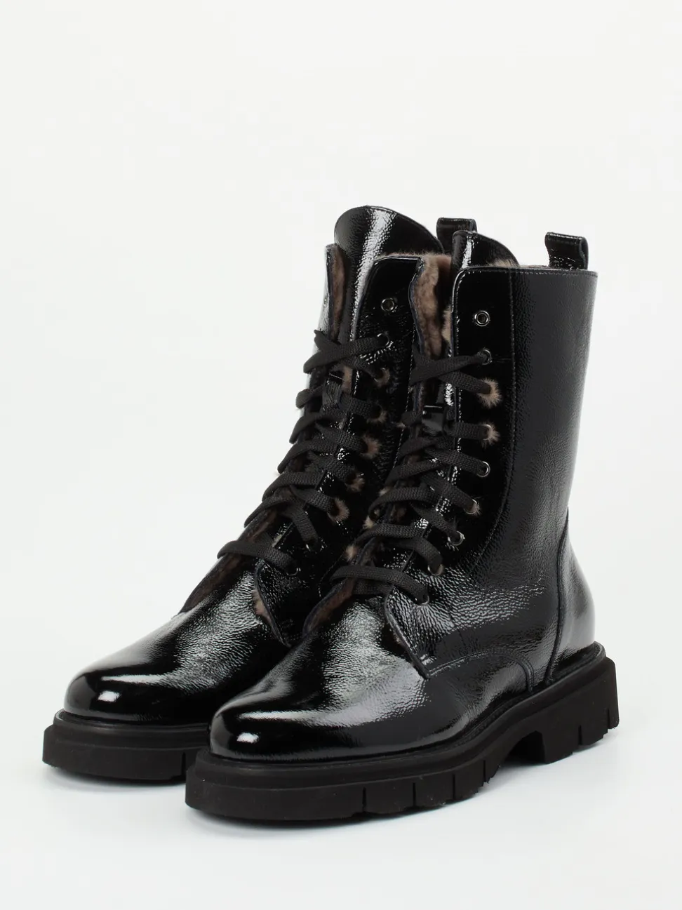 Mannori – Schnürboots aus Lackleder schwarz