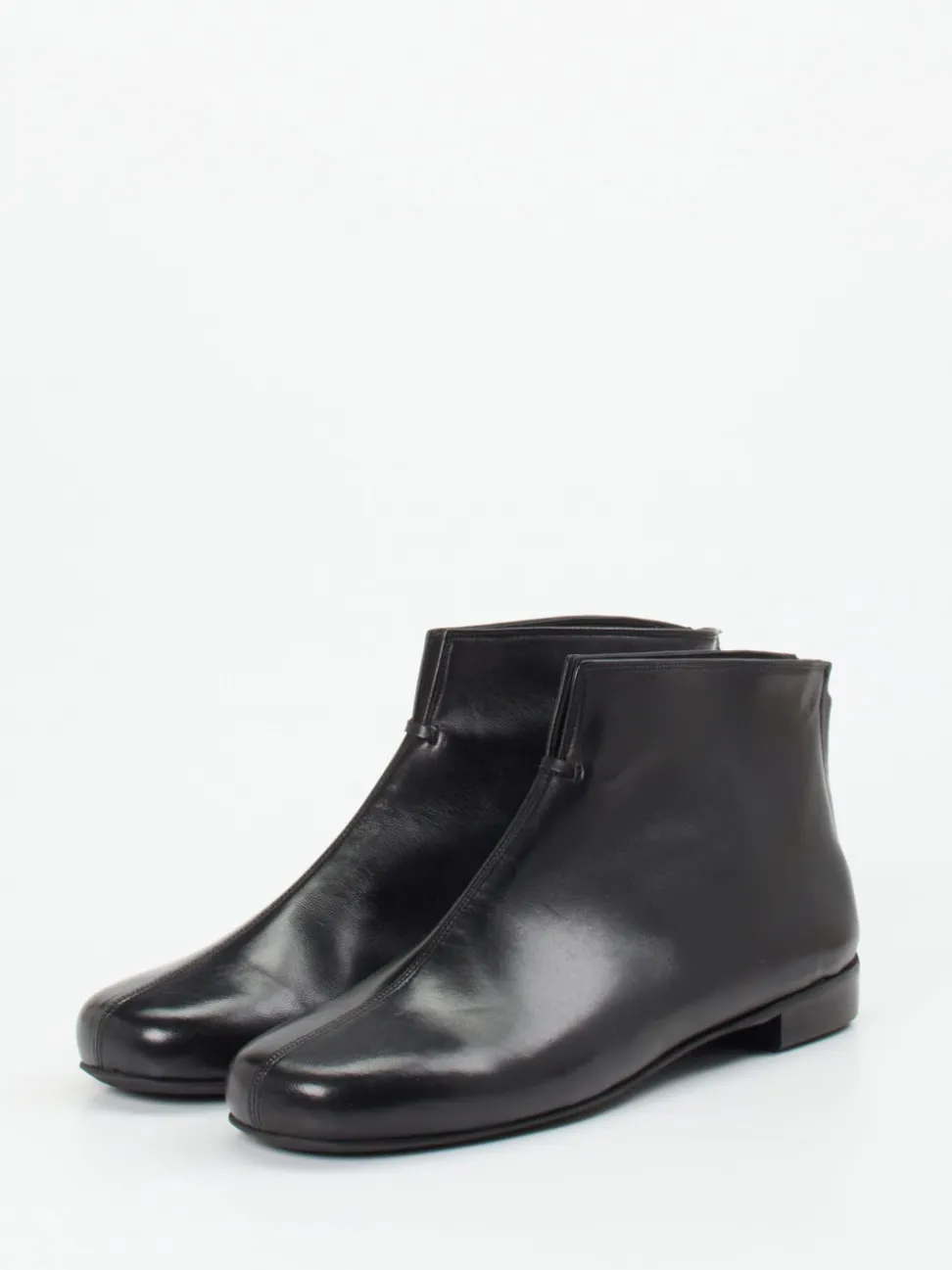 Mannori – Stiefelette aus Lammleder schwarz