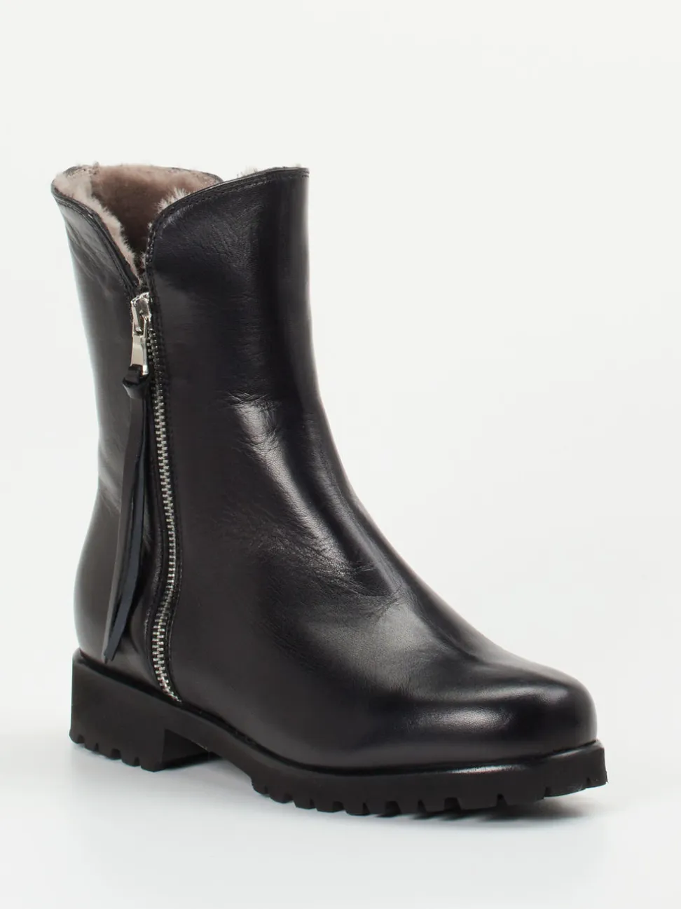 Mannori – Stiefelette aus Lammleder schwarz