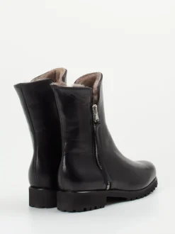 Mannori – Stiefelette aus Lammleder schwarz