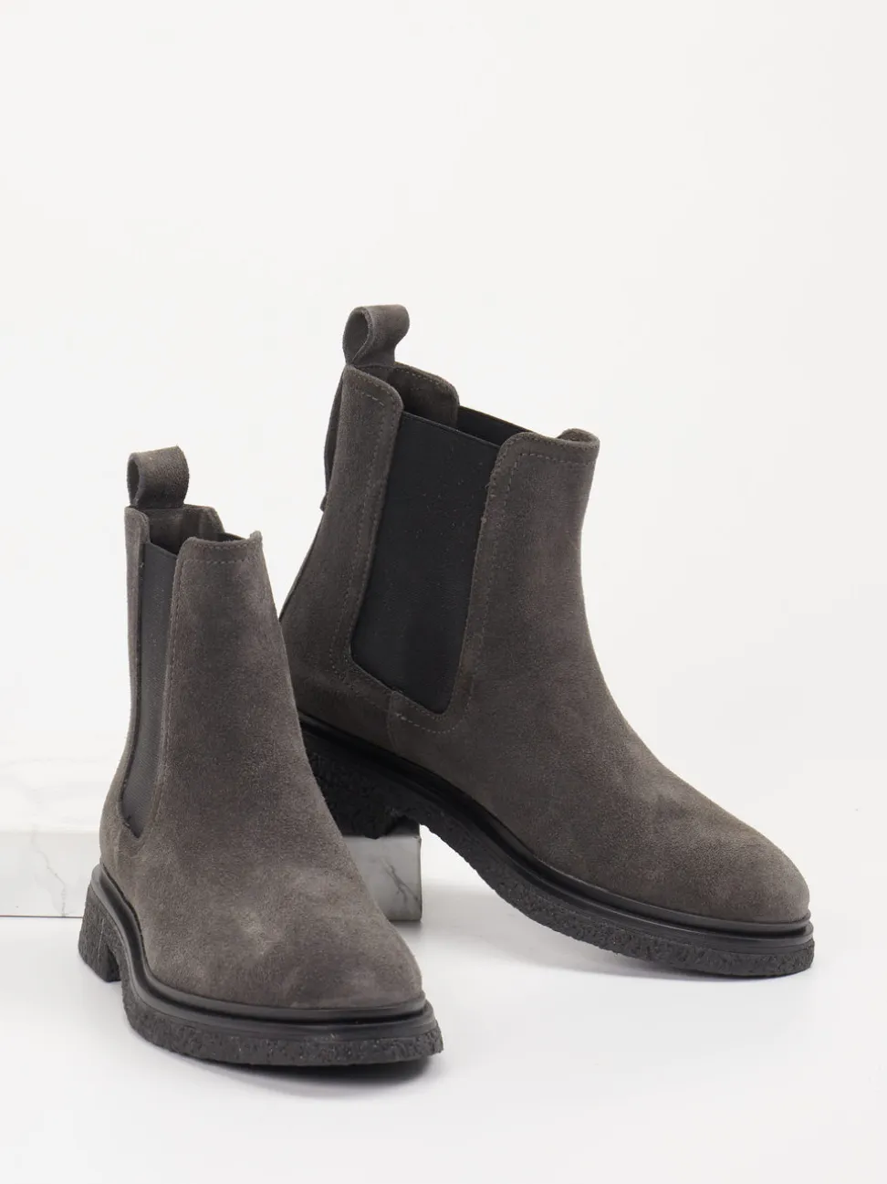 Marc O'Polo – Chelsea Boots aus Veloursleder grau