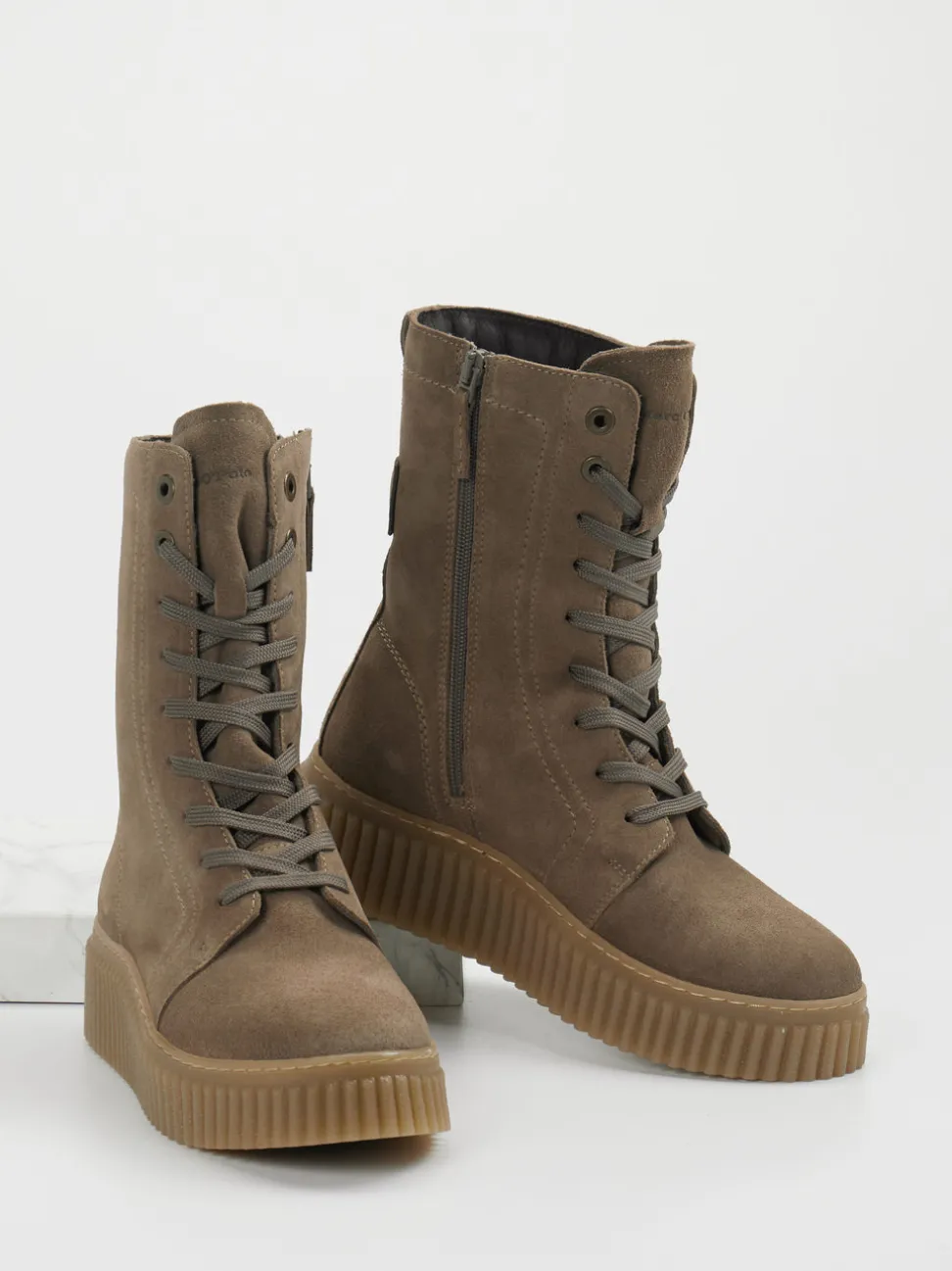Marc O'Polo – Schnürboots aus Veloursleder Taupe