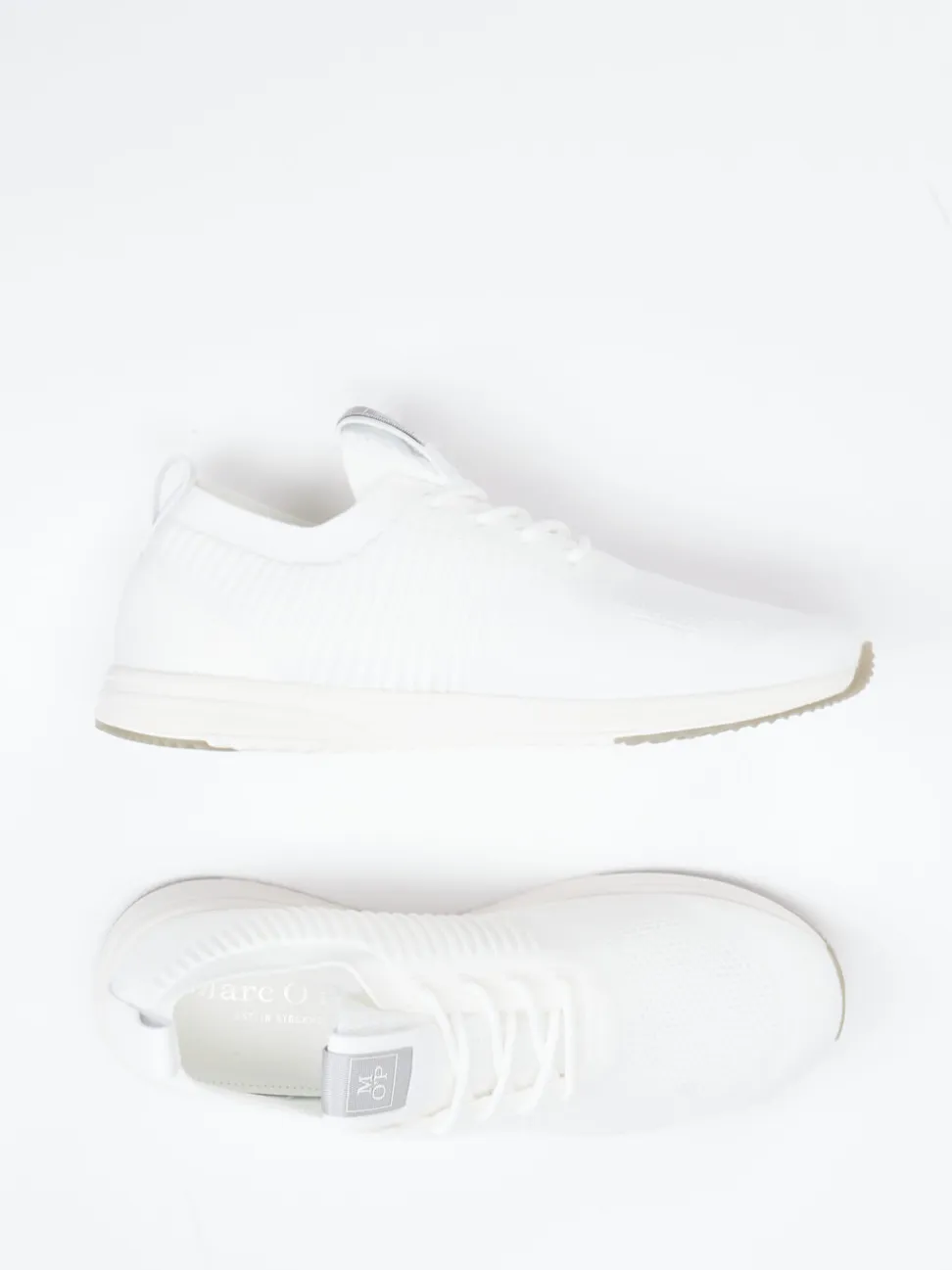 Marc O'Polo – Sneaker aus Stricktextil in Offwhite