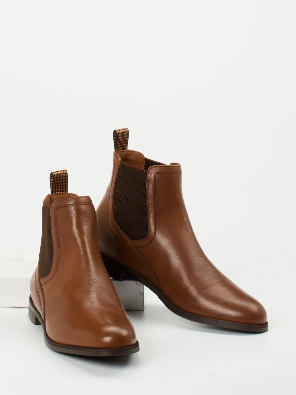 Maripé – Chelsea Boots aus Kalbleder in Braun