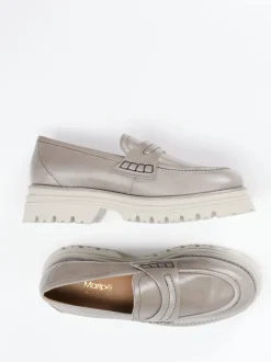 Maripé – Chunky Loafer aus Hochglanzleder Grau