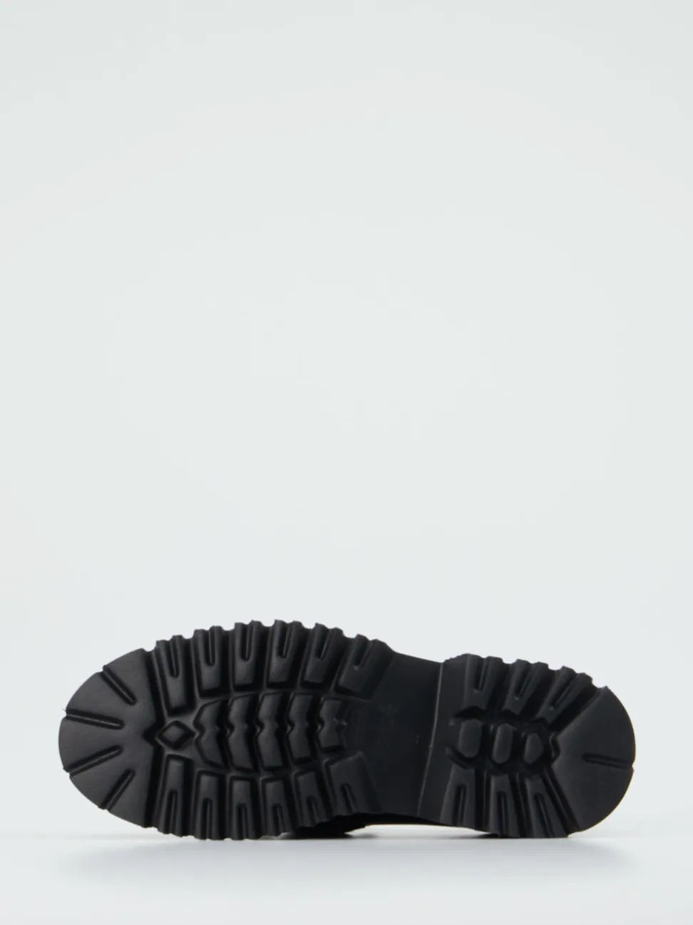 Maripé – Chunky Loafer aus Lackleder Schwarz