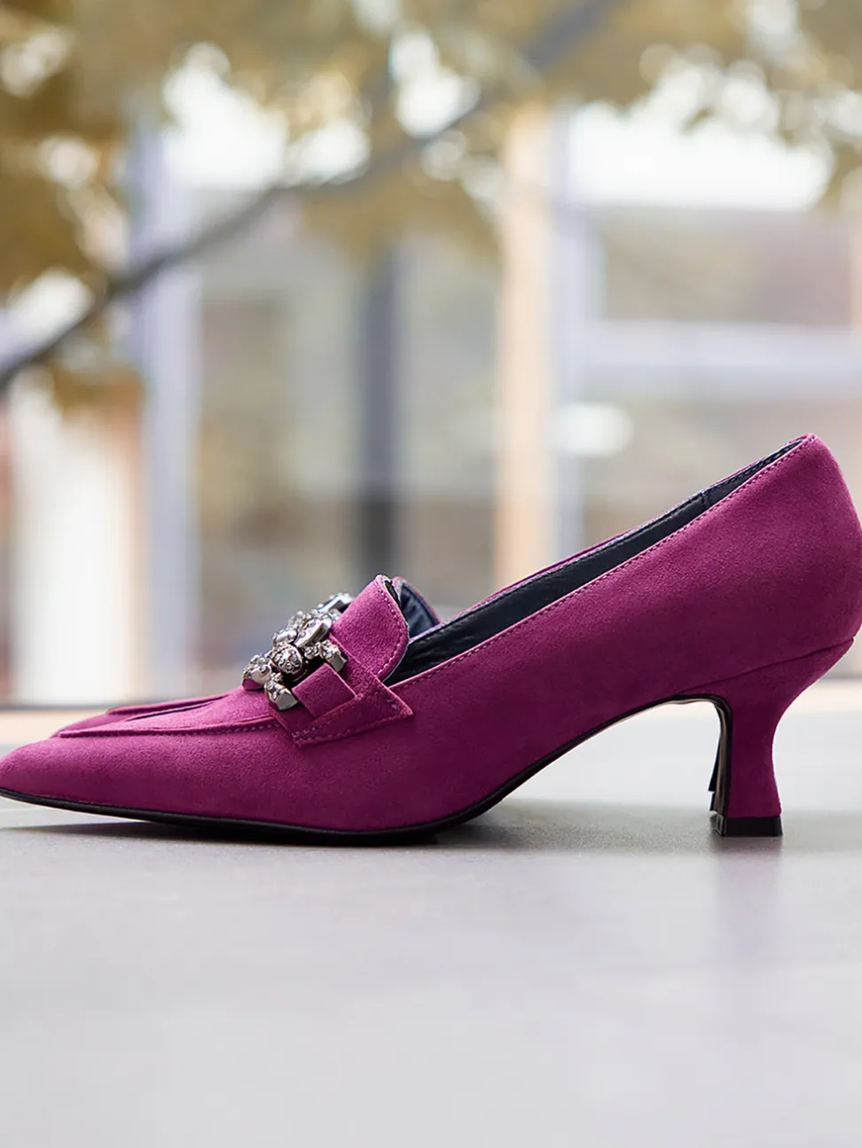 Maripé – Kitten-Heel-Pumps aus Veloursleder pink