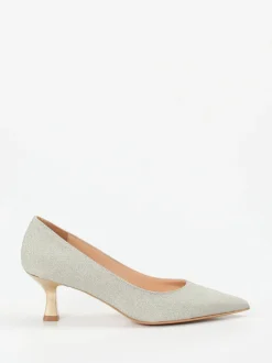 Maripé – Kitten-Heel-Pumps aus Glitzertextil silber