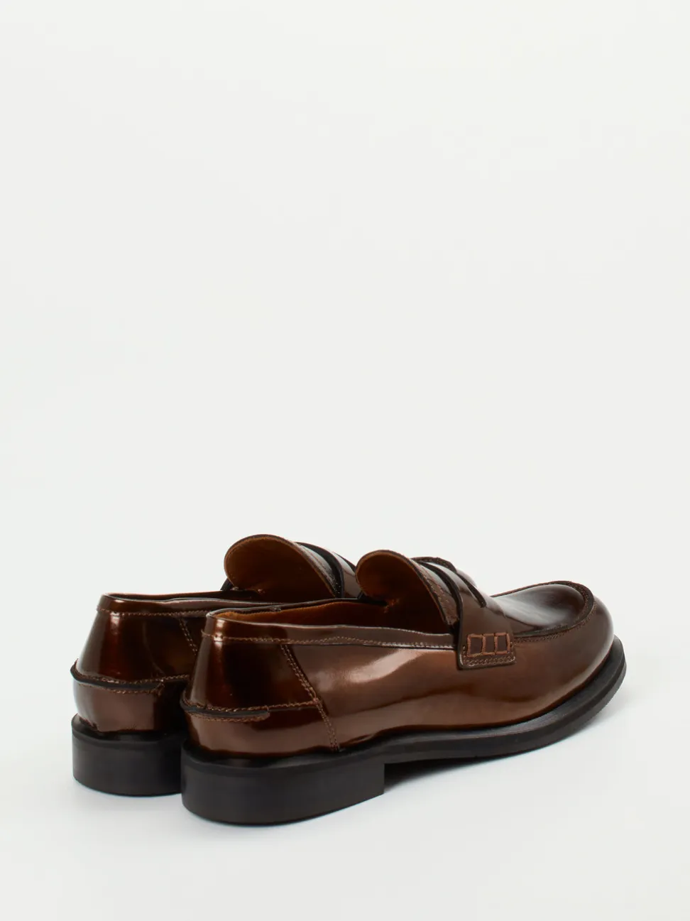 Maripé – Loafer aus Hochglanzleder in Braun