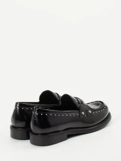 Maripé – Loafer aus Hochglanzleder schwarz mit Nieten