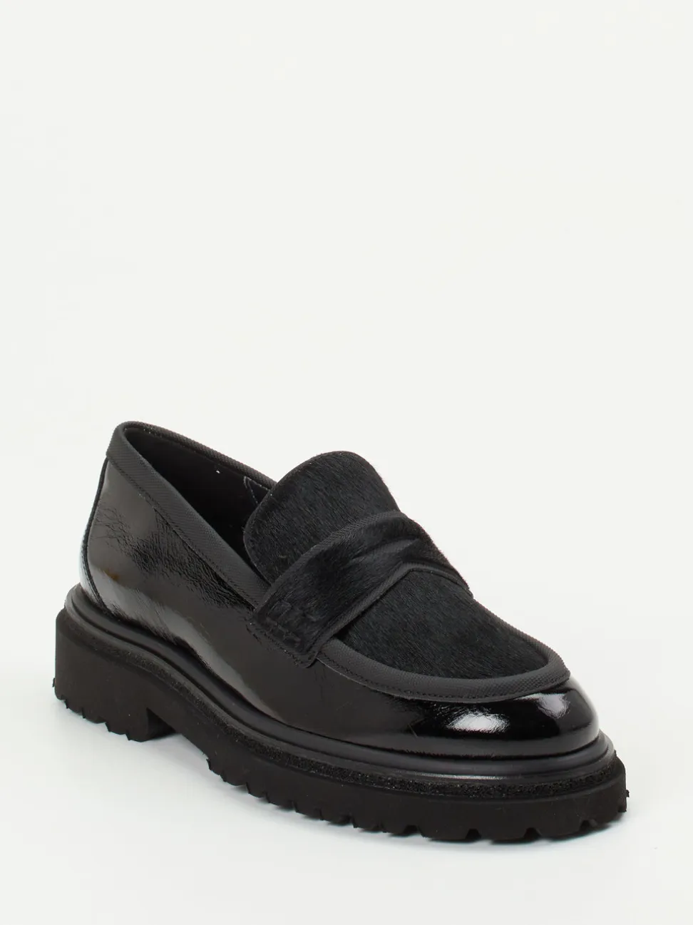 Maripé – Loafer aus Lackleder mit Ponyfell-Optik