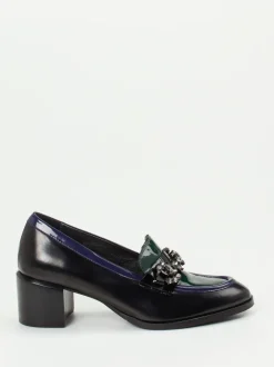 Maripé – Loafer aus Lackleder mit Steinbesatz