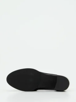 Maripé – Loafer aus Lackleder mit Steinbesatz
