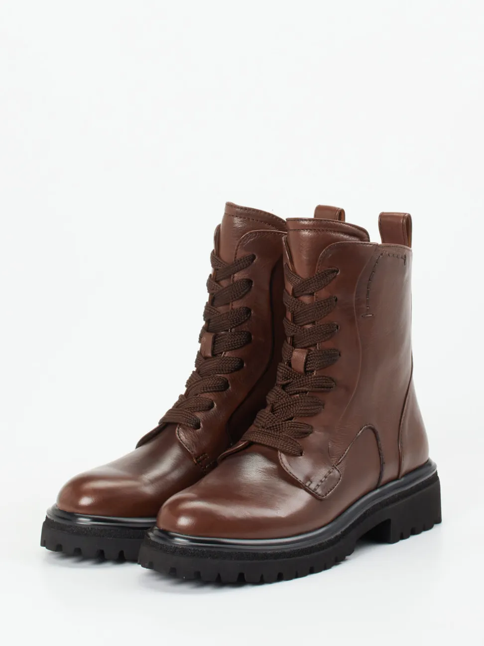 Maripé – Schnürboots aus Kalbleder in Braun