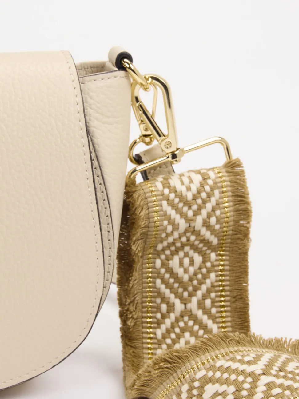Marlon Firenze – Crossbody Bag aus Kalbleder cremeweiß
