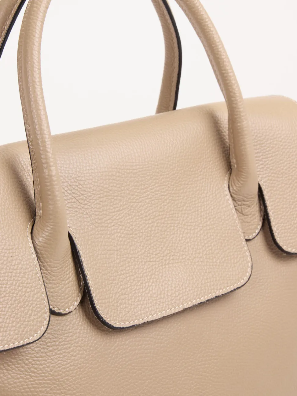 Marlon Firenze – Henkeltasche aus Kalbleder Beigebraun