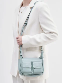 Marlon Firenze – Schultertasche aus Kalbleder Pastellblau