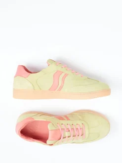 Mayori – Sneaker aus Veloursleder in Pastellgrün