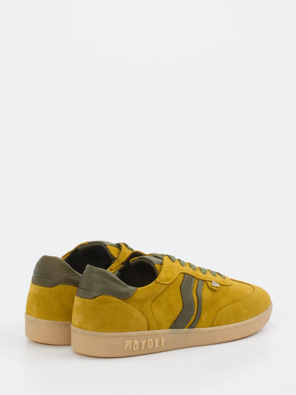 Mayori – Sneaker aus Veloursleder in Senfgelb