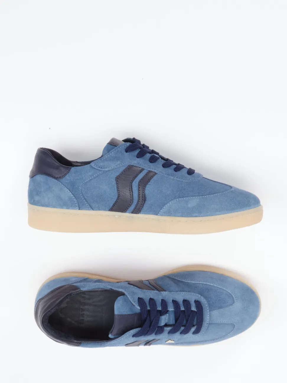 Mayori – Sneaker aus Veloursleder jeansblau