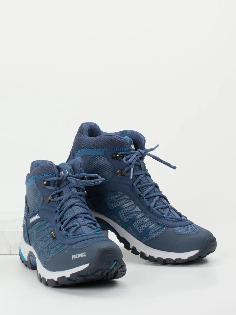 Meindl – Wanderschuh aus Mesh und Veloursleder Blau