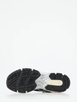 MRP – Low-Top Sneaker aus Metallic-Mesh silber