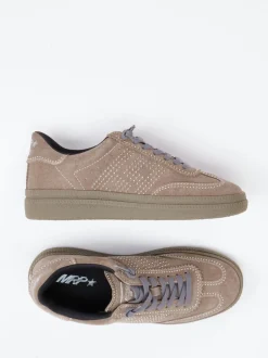 MRP – Low-Top Sneaker aus Veloursleder in Taupe