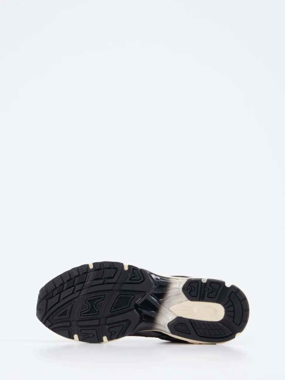 MRP – Retro-Sneaker aus Mesh und Wildleder grau
