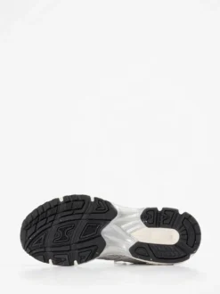 MRP – Retro-Sneaker aus Velour und Mesh Offwhite
