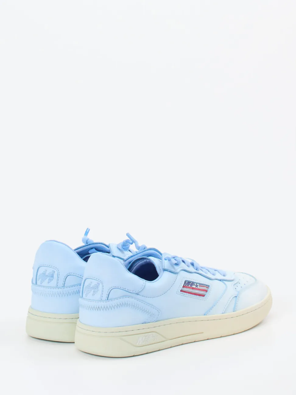 MRP – Sneaker aus Kalbleder in Hellblau