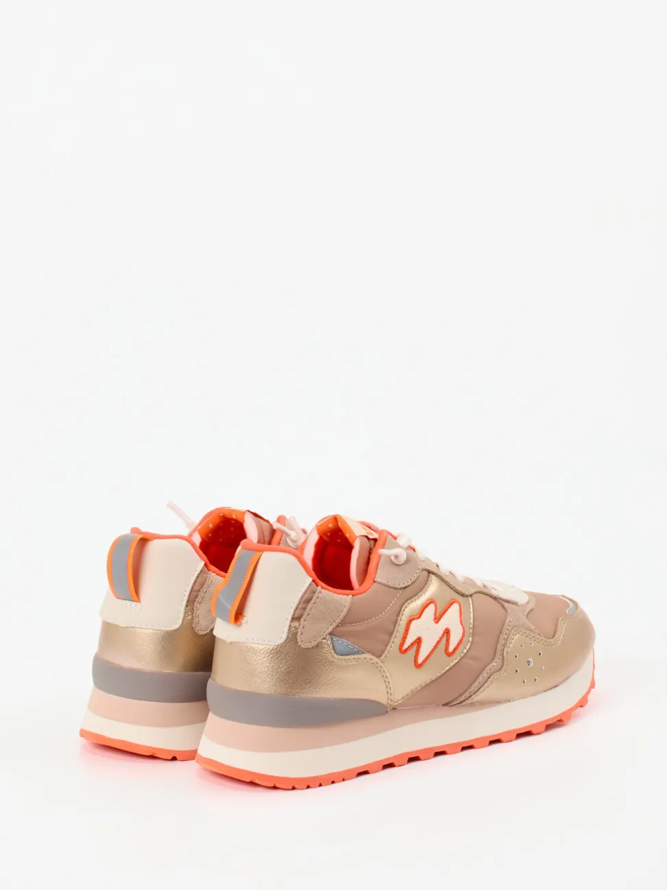 MRP – Sneaker aus Metallic mit Roségold-Finish