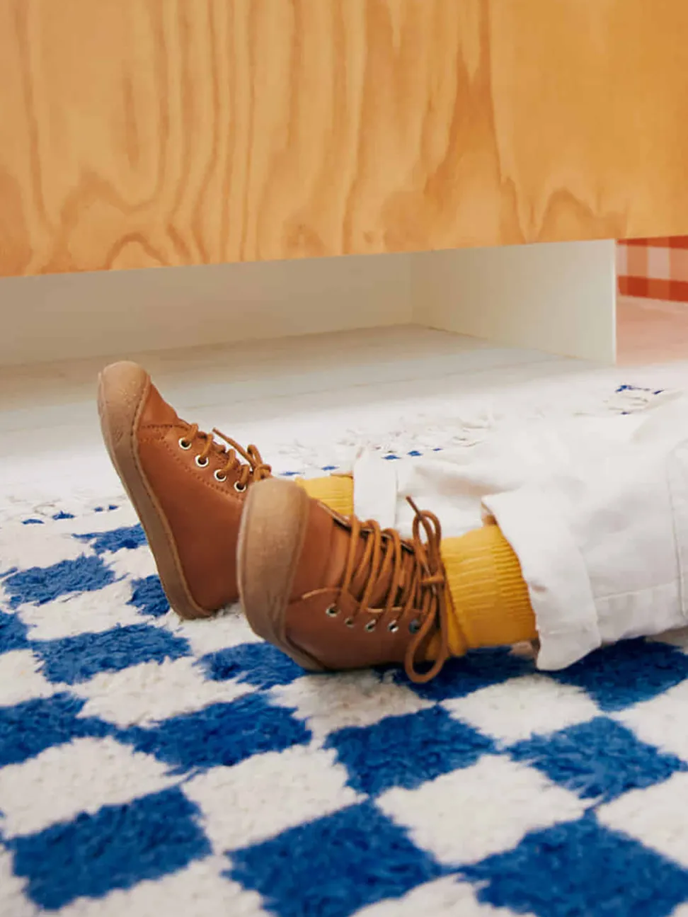 Naturino – Lauflernschuhe aus Kalbleder Cognac